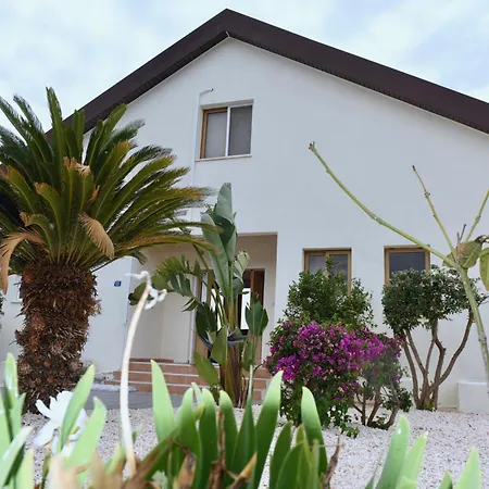 Kochili Villa *