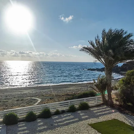 Villa Kochili Pomos