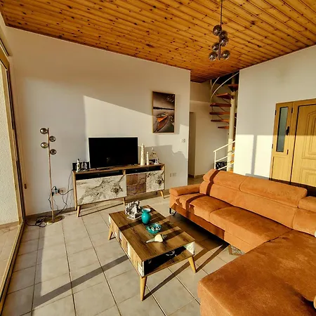 Villa Kochili
