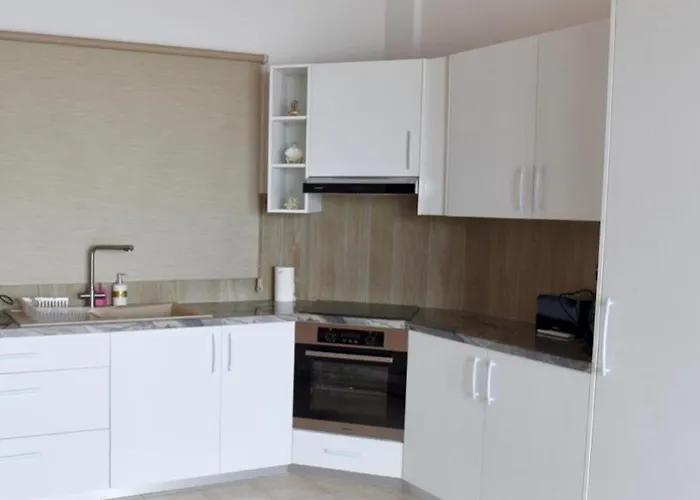 Kochili Вилла Помос